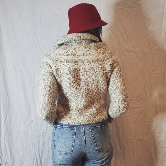 GAP Sweater - Angora Rabbit Hair Blend - Picture 4 of 6